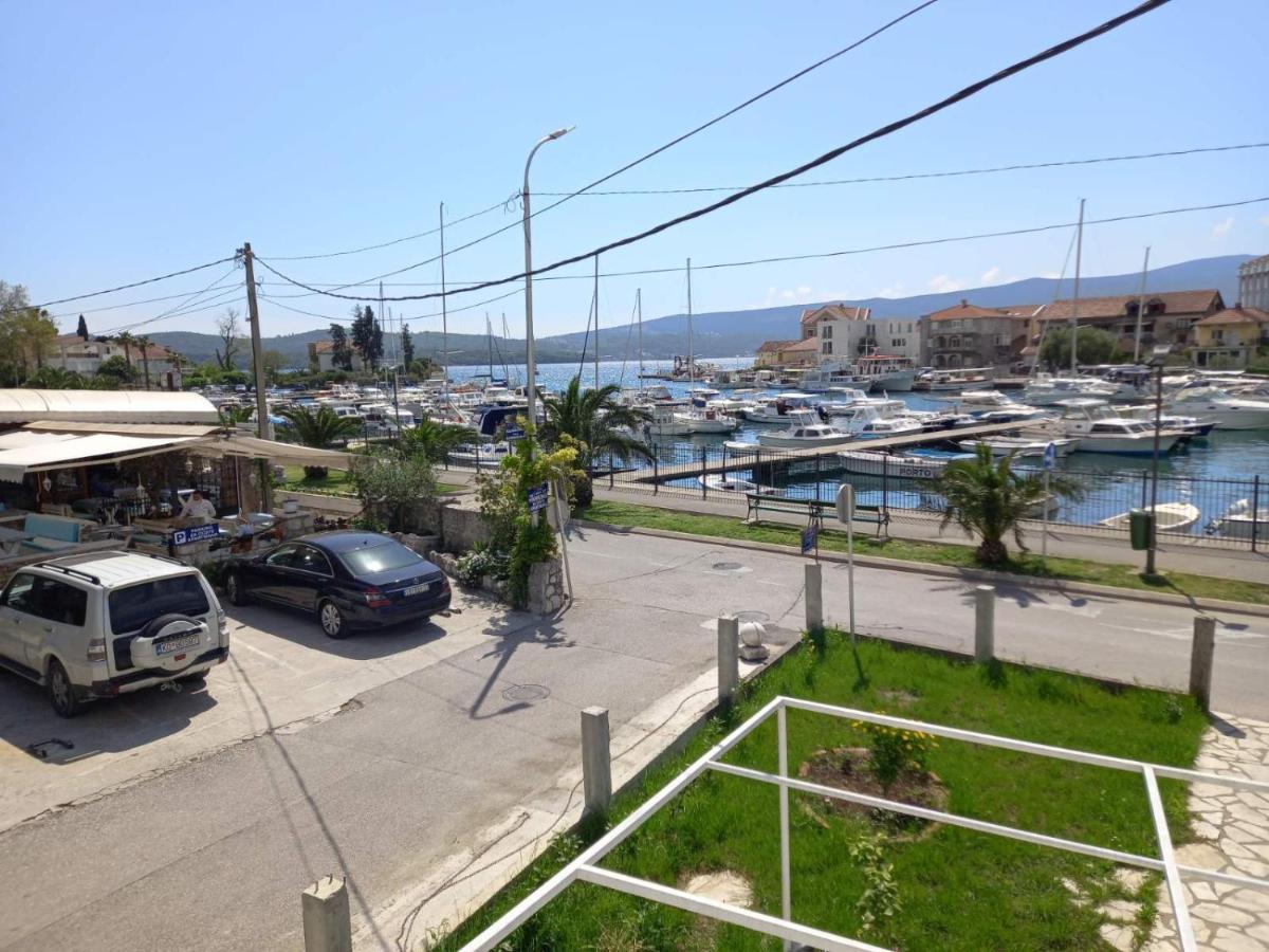 Apartamento Old Marine House Tivat Exterior foto