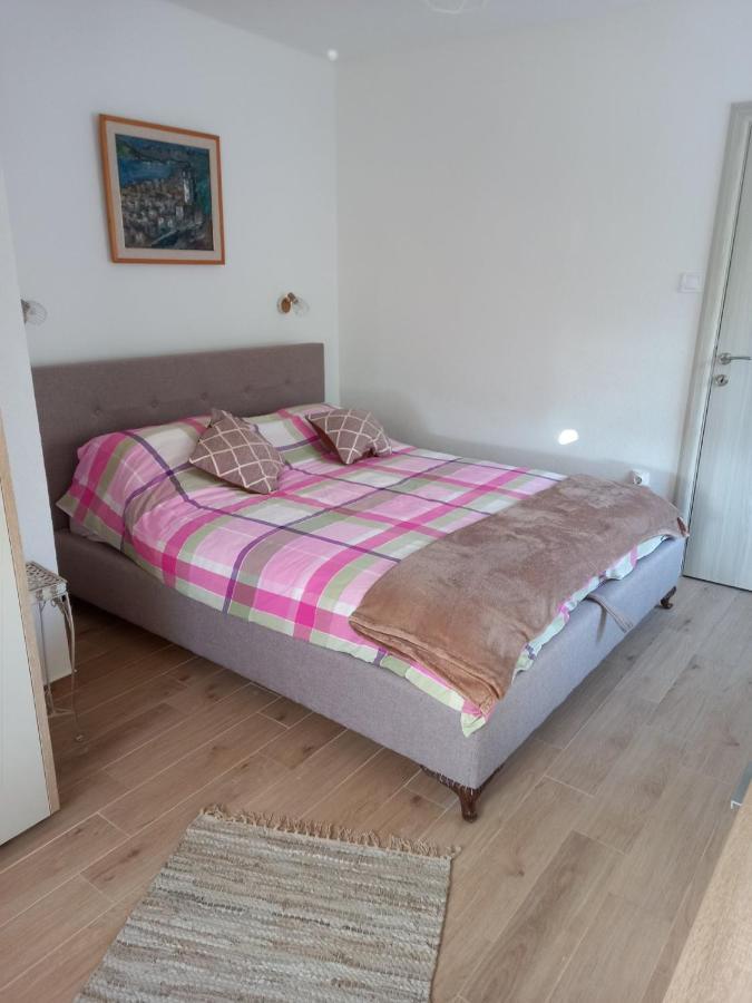 Apartamento Old Marine House Tivat Exterior foto