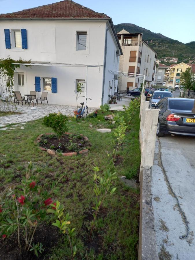 Apartamento Old Marine House Tivat Exterior foto