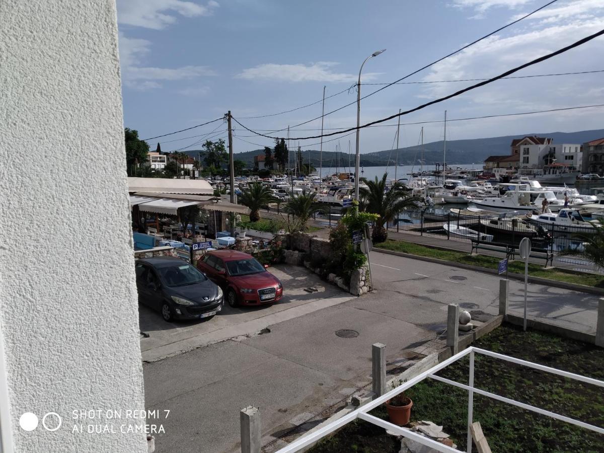 Apartamento Old Marine House Tivat Exterior foto